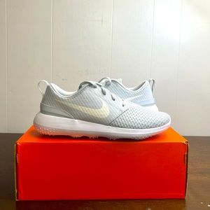 Brand new pure platinum Nike Rosches for women
